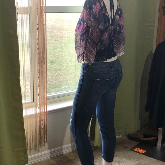 Backless top - Picture 2 of 2